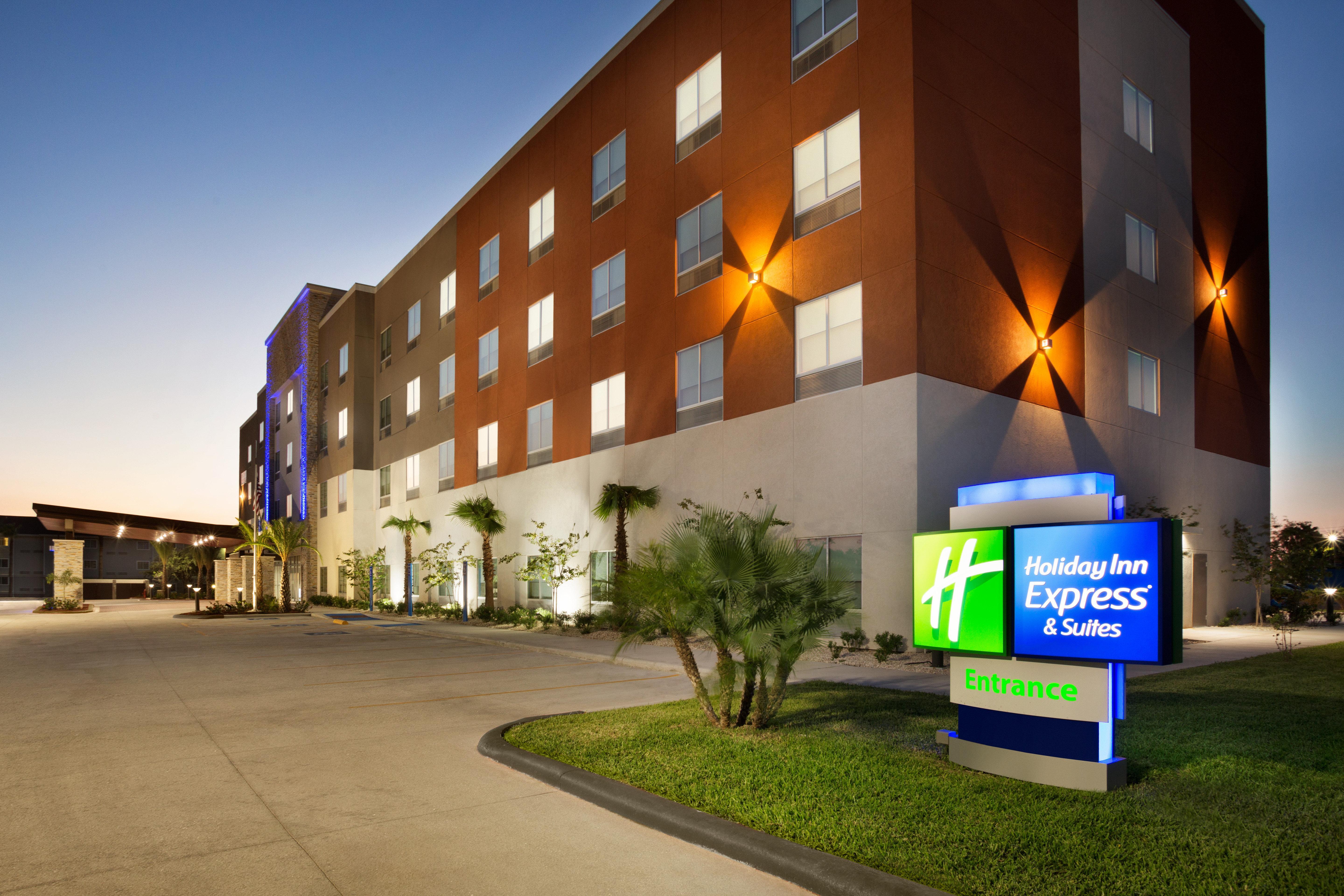 Holiday Inn Express & Suites - Mcallen - Medical Center Area, An Ihg Hotel Bagian luar foto