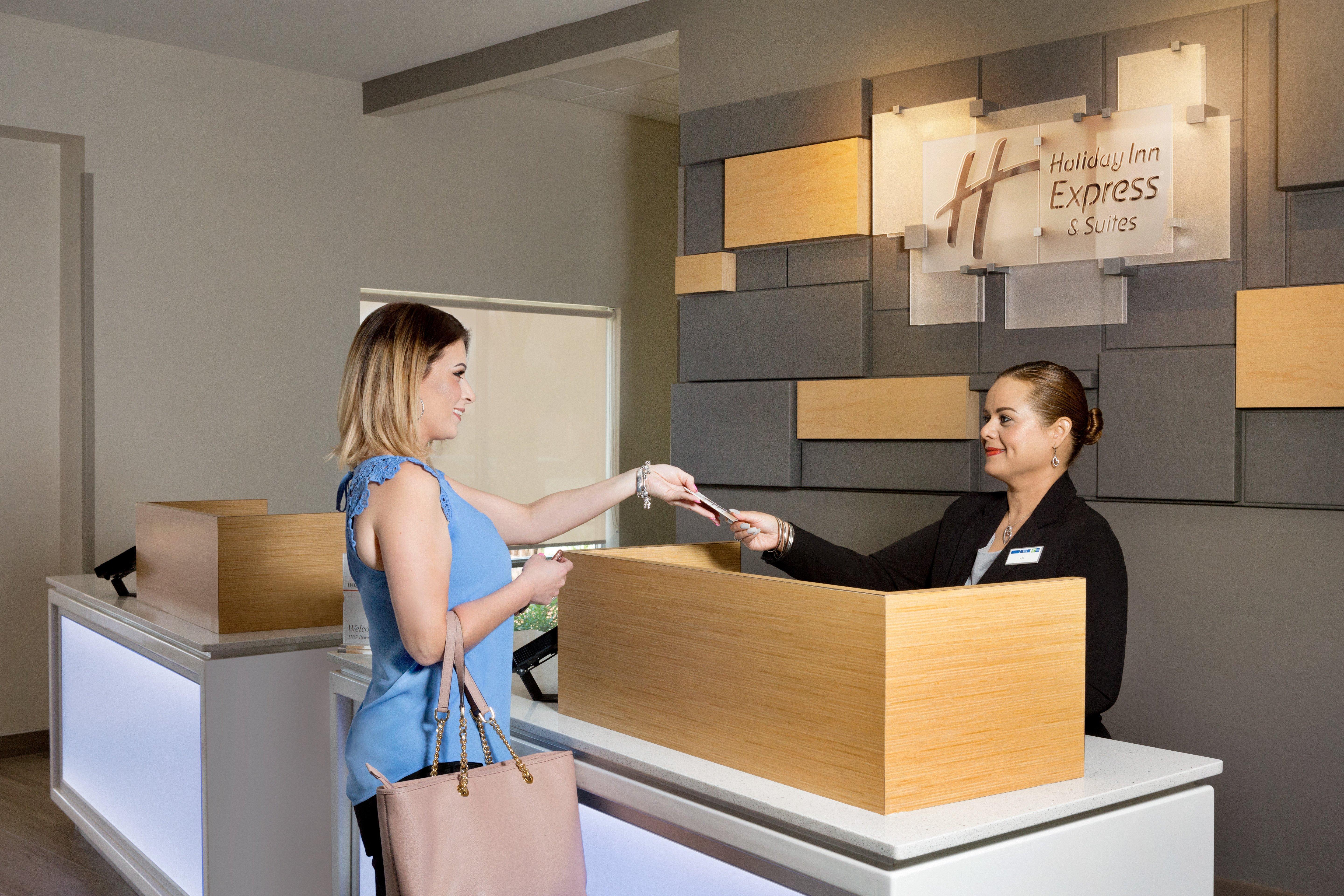 Holiday Inn Express & Suites - Mcallen - Medical Center Area By Ihg Bagian luar foto