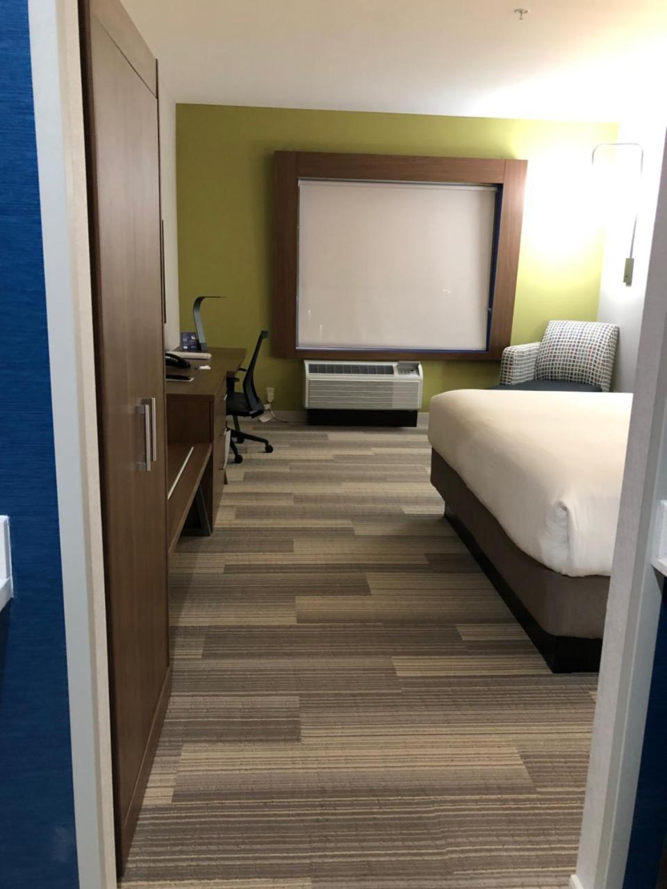 Holiday Inn Express & Suites - Mcallen - Medical Center Area By Ihg Bagian luar foto